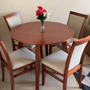 Mesa ESCANDINAVA redonda de CEDRO 1.20 (diametro)