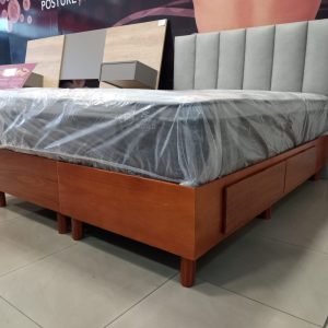 Sommier de madera con 4 cajones *fabricación propia*