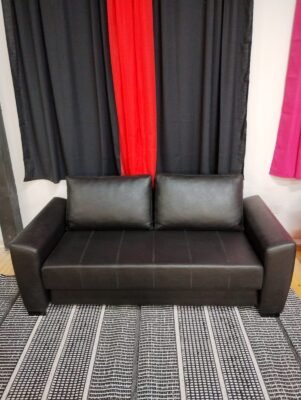 Sofá cama FRANCO *nuestra marca* Daniel en ECOCUERO