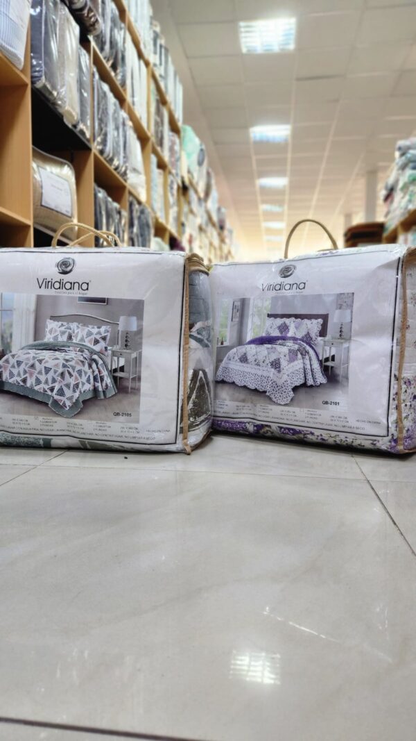 Frazada sherpa con corderito y estampado - Imagen 4